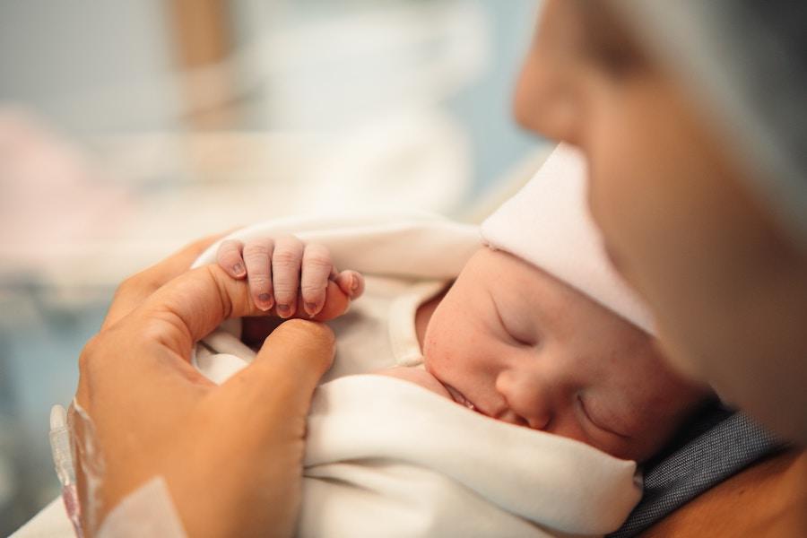 george-dagerotip-V-DWVJ8biCs-unsplash