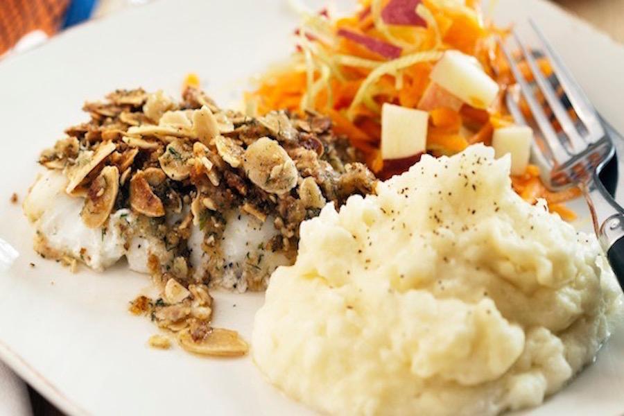 receipt_sv_13_mandelgratinerad_torsk_potatismos_appelsallad@2x