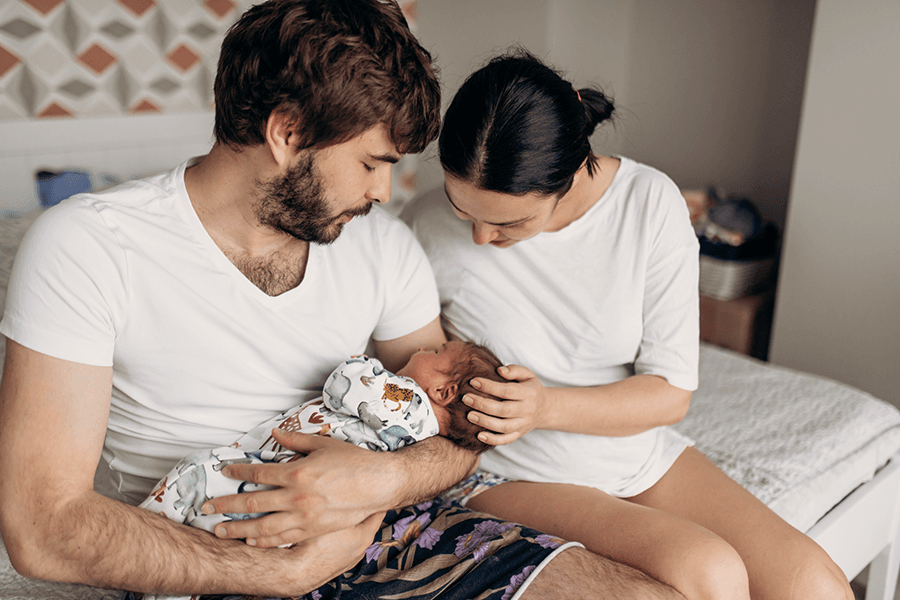 Relationship_newborn_353087942