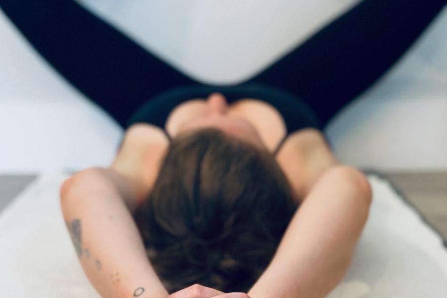 awaken-live-q_26NbGiRXg-unsplash